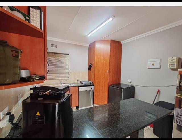 2 BEDROOM APARTMENT BLOCK RENTED IN RAND COLLIERIES